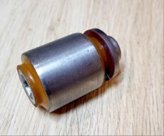 Сайлентблок заднего амортизатора нижний  полиуретан на BMW X5 (E53) 33526780489 цена: 658 грн.